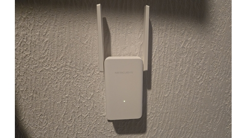 Mercusys ME80X WLAN-Repeater 08
