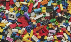 Ein ungewöhnlicher Betrug: Er ersetzt Lego durch Nudeln und kassiert 30.000 Dollar