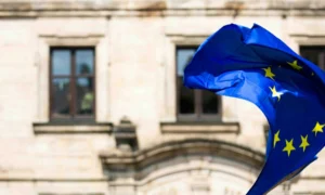 (Cybersicherheit) Verzögerung bei NIS 2: Frankreich riskiert eine Rekordstrafe aus Brüssel!