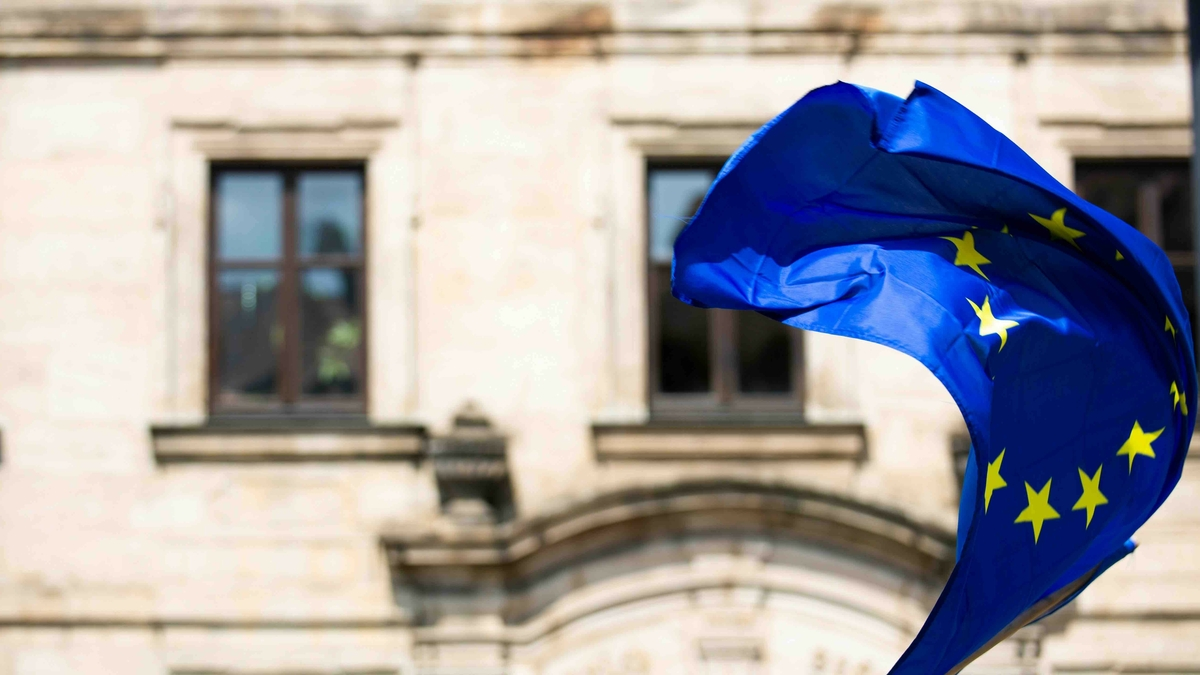 (Cybersicherheit) Verzögerung bei NIS 2: Frankreich riskiert eine Rekordstrafe aus Brüssel!