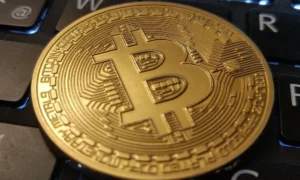 Eine Familie wurde im Finistère für 700.000 Euro in Krypto beschlagnahmt