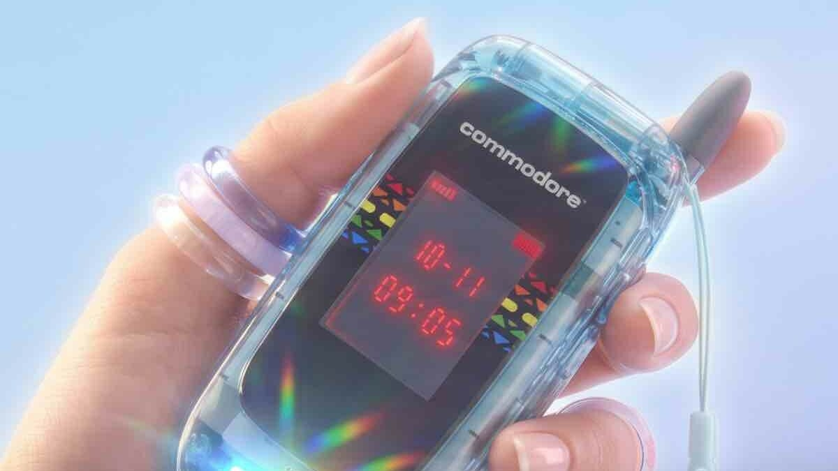 Commodore bringt Callback auf den Markt, ein Klapptelefon, das soziale Medien blockiert