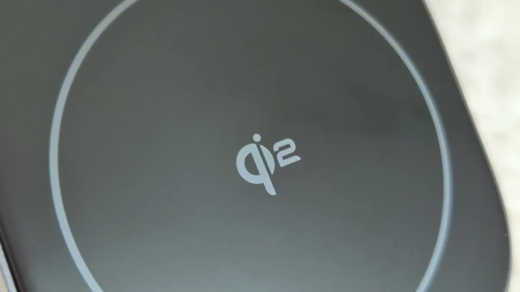 Mit Qi 50W kommt im Jahr 2028 endlich schnelles und universelles kabelloses Laden