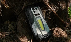 8849 TANK 5: das ultimative unzerbrechliche Smartphone mit 2K-Projektor, Monster-Akku und Bauwerkzeugen!