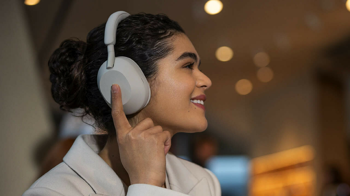 Top 3 des Tages: Sony WH-1000XM5-Headset für 250 €, Logitech G502 HERO-Paket für 30 €, Xiaomi 34-Zoll-Gaming-Bildschirm für 279 €