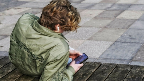 Teenager-Smartphone (2)