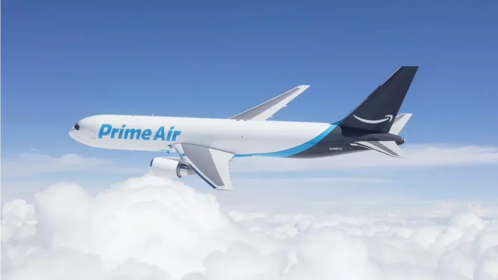 Beim Absturz eines Amazon-Frachtflugzeugs in Miami sind fünf Menschen ums Leben gekommen