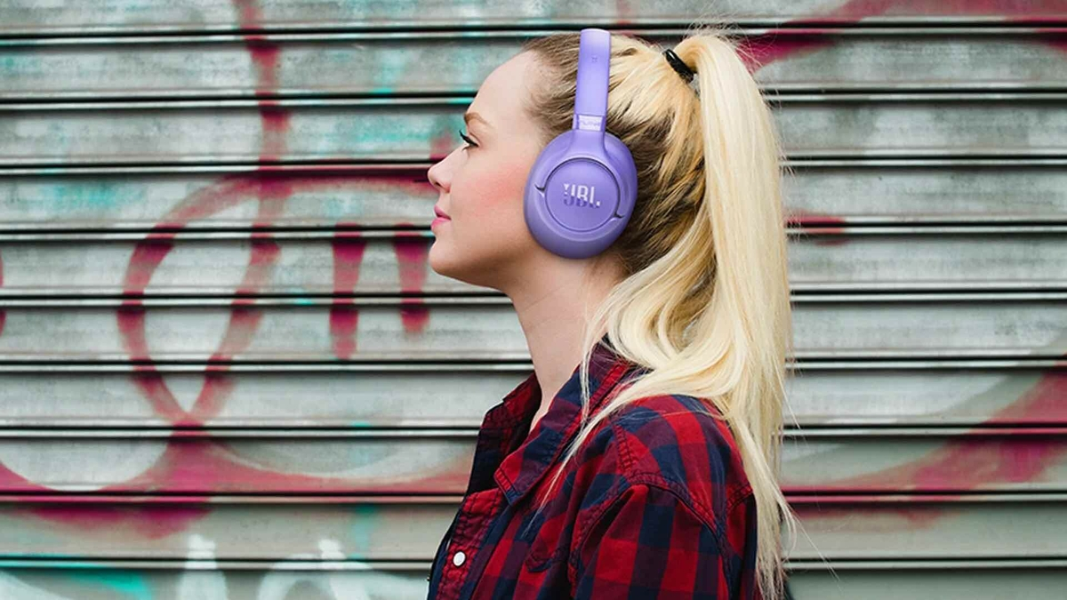 Top 3 des Tages: Staubsaugerroboter Dreame D30 Ultra für 279 €, HONOR Magic8 Pro für 855 €, Kopfhörer JBL Tune 730BT für 39 €