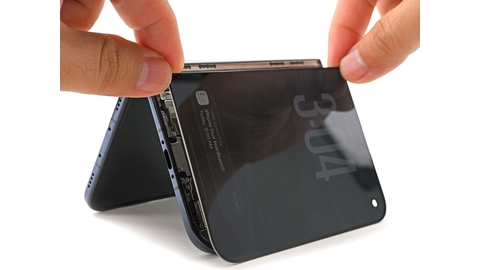 Externer iPhone Duo-Bildschirm iFixit